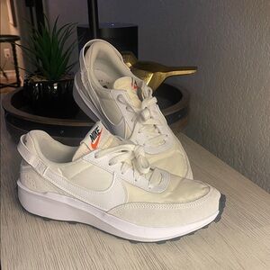 Nike Women's Sneakers 8.5